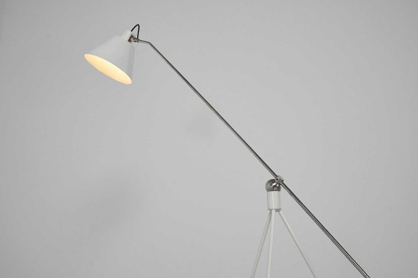 Magneto Floor Lamp by H. Fillekes for Artiforte, 1954