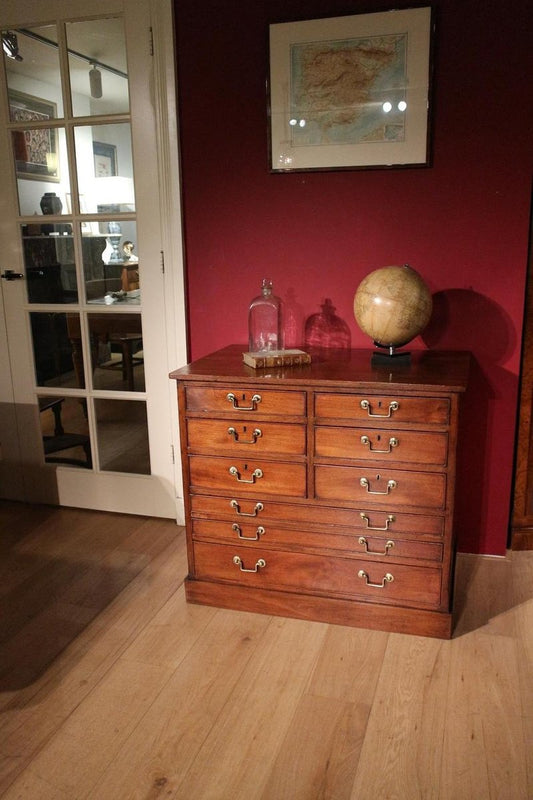 Mahogany Chest of Drawers