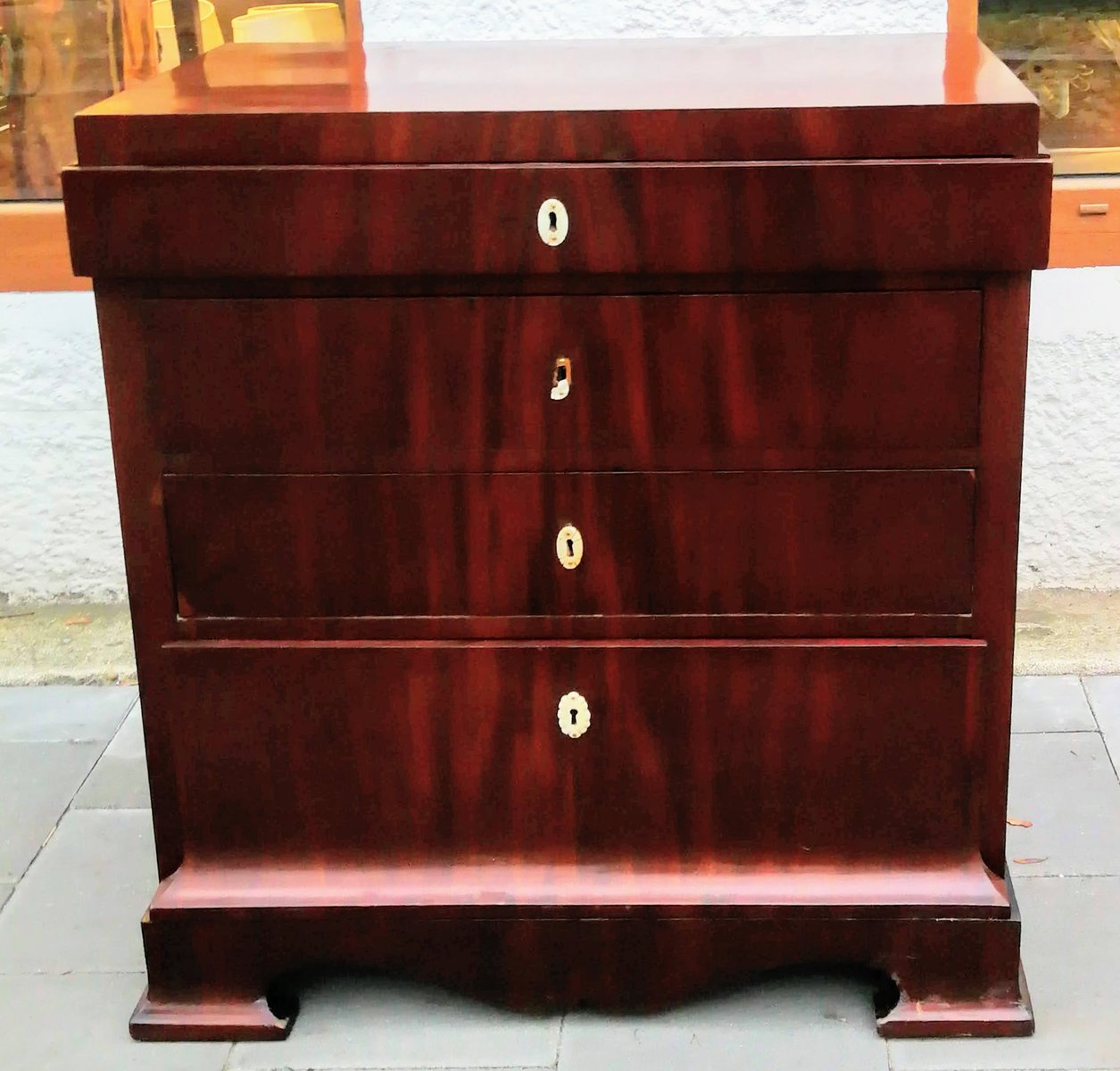 Mahogany Commode by Biant Company