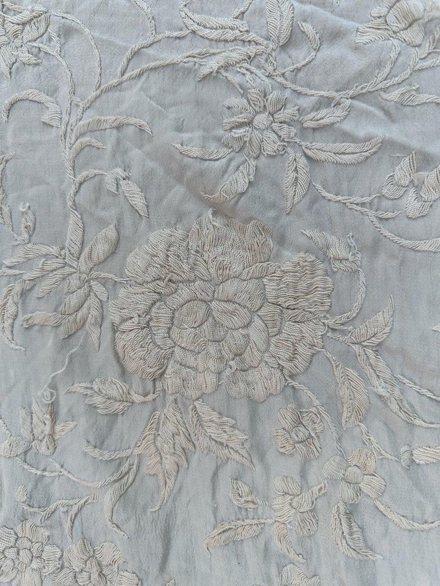 Manila Piano Shawl with Floral Chinese Embroidery from Bobyrugs, 1920s