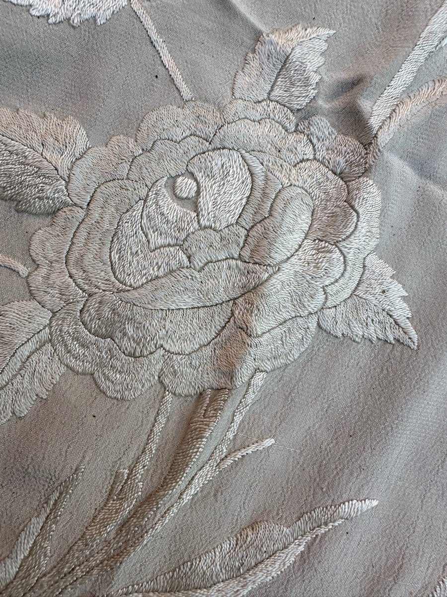 Manila Piano Shawl with Floral Chinese Embroidery from Bobyrugs, 1920s