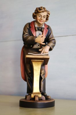 Maple Wood Sculpture of Conductor-IYX-1773314