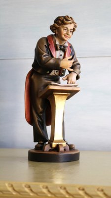 Maple Wood Sculpture of Conductor-IYX-1773314