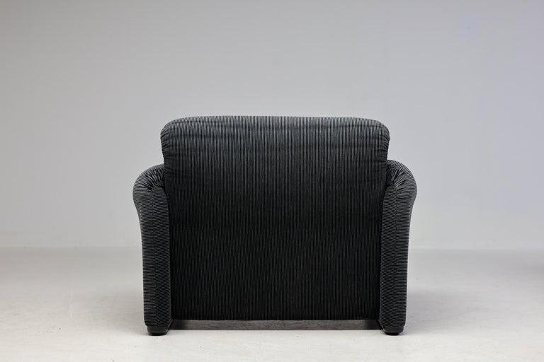 Maralunga 675 Sofa, Armchair and Ottoman by Vico Magistretti for Cassina, 1990s, Set of 3