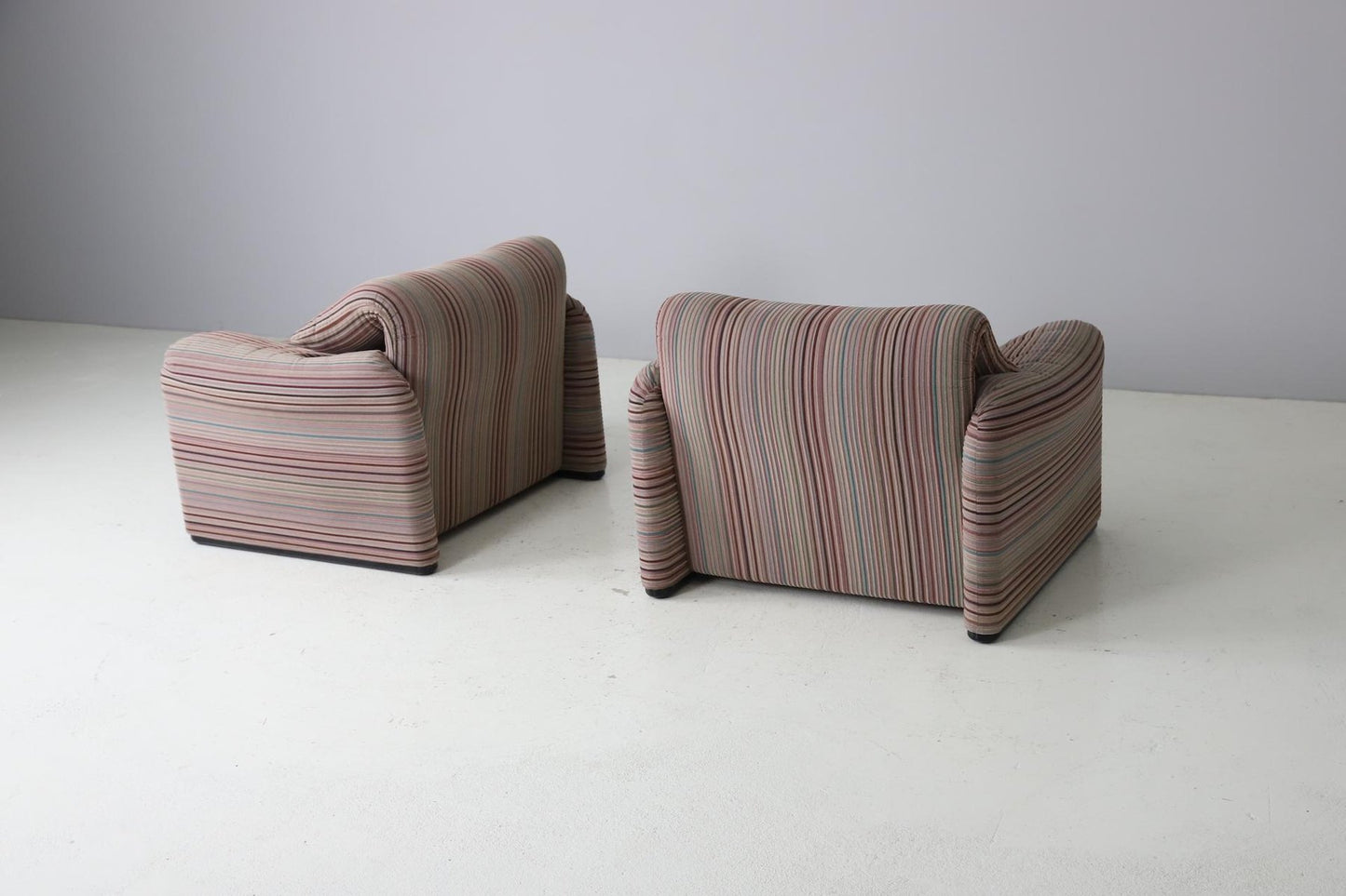 Maralunga Lounge Chairs by Vico Magistretti for Cassina, 1980