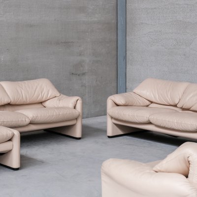 Maralunga Sofas and Armchairs by Vico Magisretti for Cassina, 1990s, Set of 5-JRP-1445130