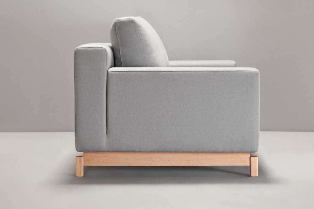 Master Sofa by Pepe Albargues