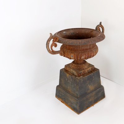 Medici Vase in Cast Iron-NYF-2019127