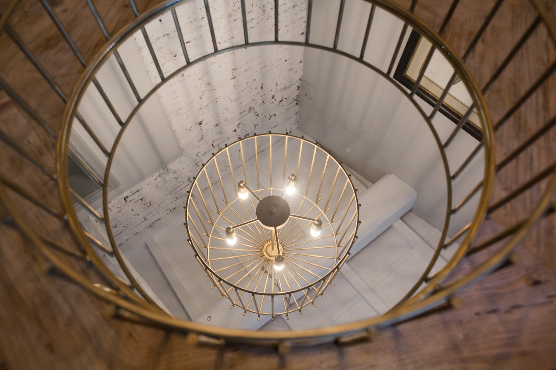 Medium Cage Chain Chandelier by Niccolo De Ruvo for Brass Brothers