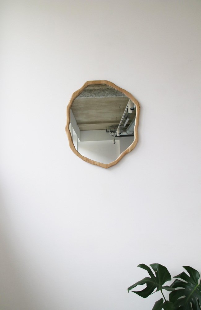 Medium Light Varnish Ondulation Mirror by Alice Lahana Studio