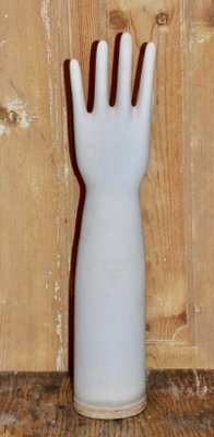 Medium Porcelain Glove Holder, 1970s-ROJ-862301