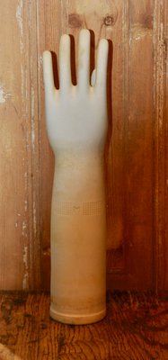 Medium Porcelain Glove Holder, 1970s-ROJ-862301