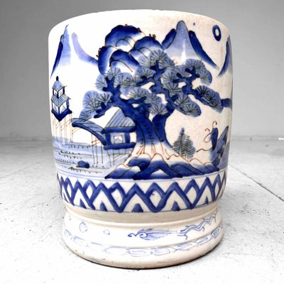 Meiji Period Hand-Painted Japanese Porcelain Hibachi, 1890s-DWL-1700546