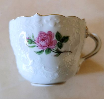 Meissen Porcelain Pink Roses and Embossed Decorations Coffee Service with 11 Cups, Set of 25-QRS-1117505