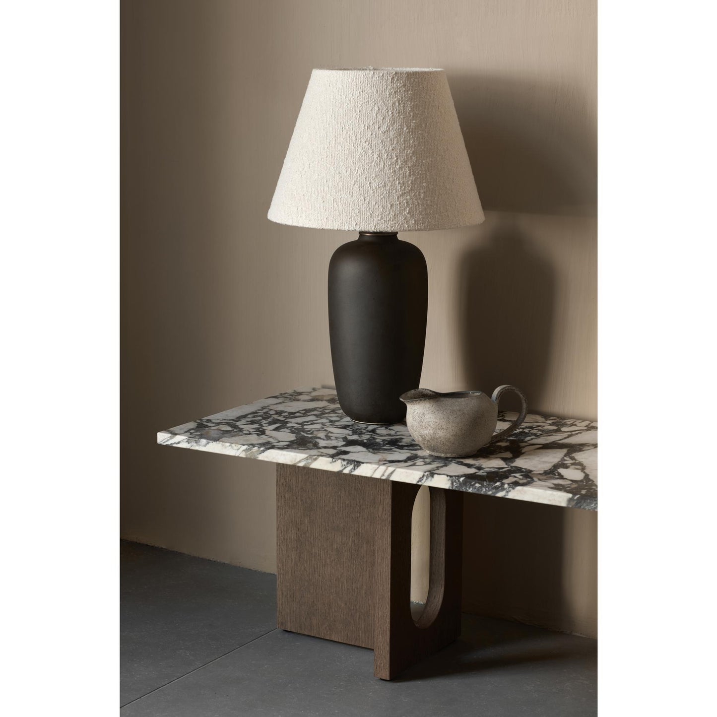 Audo Torso 57 Table Lamp Black/ White