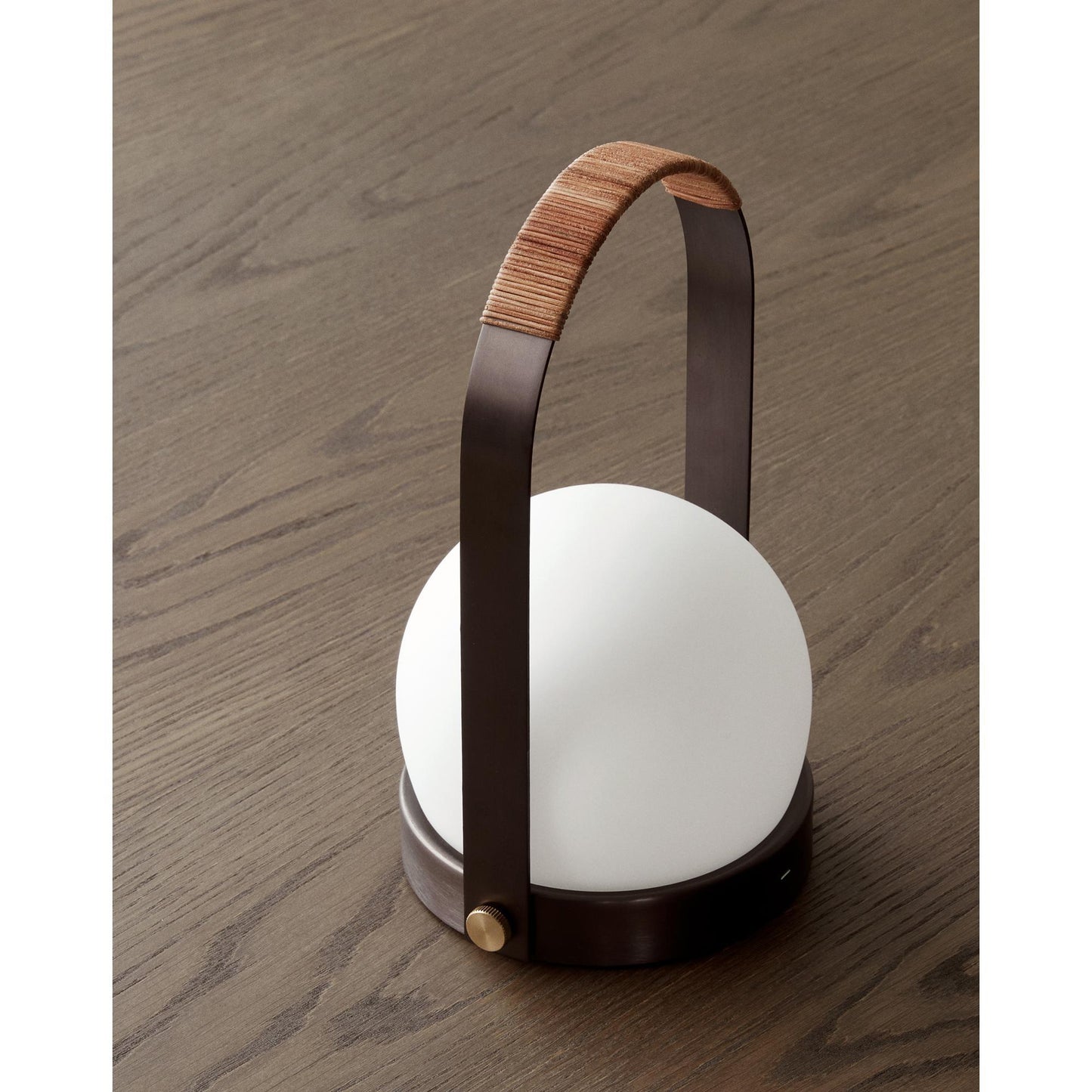 Audo Carrie Table Lamp Portable White