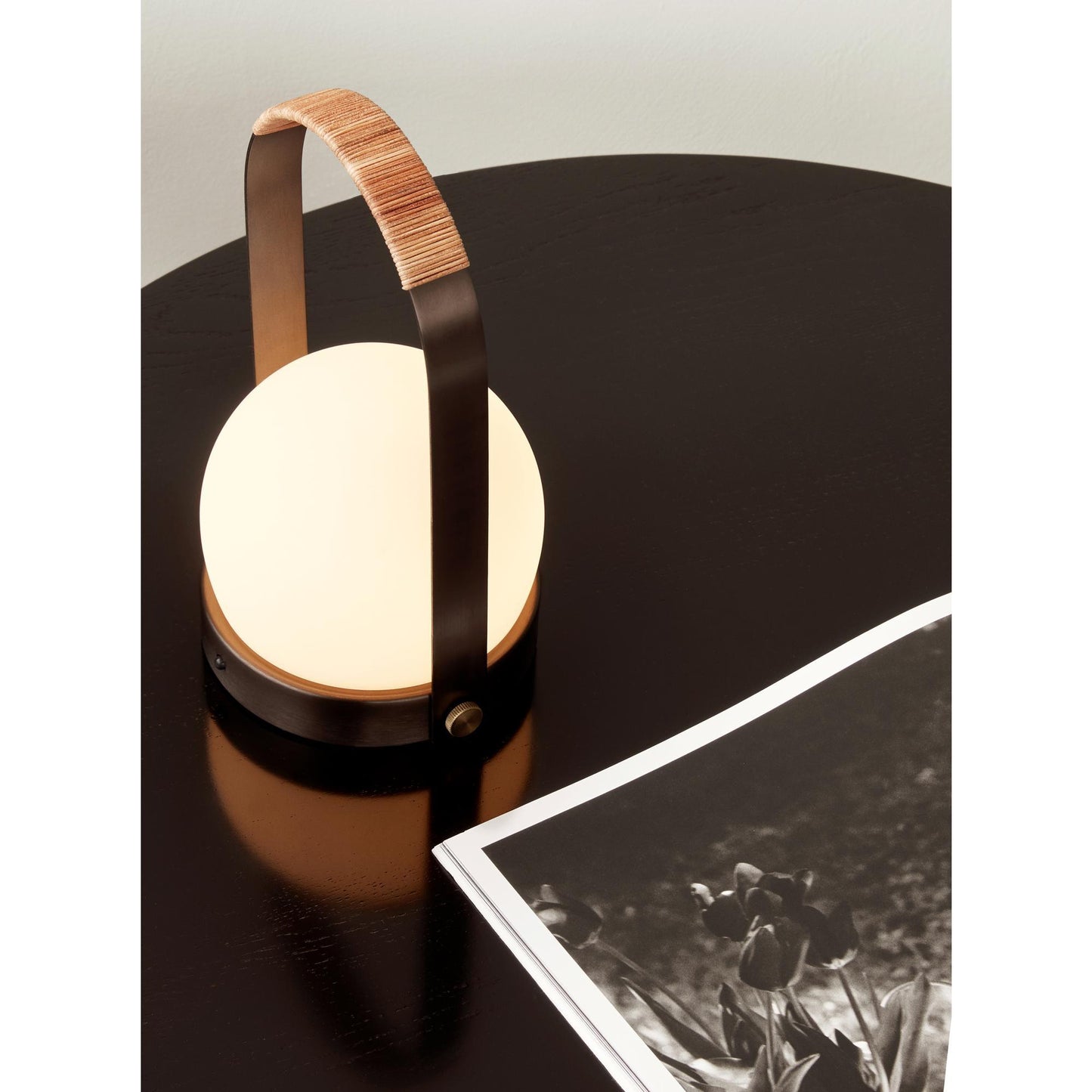 Audo Carrie Table Lamp Portable White