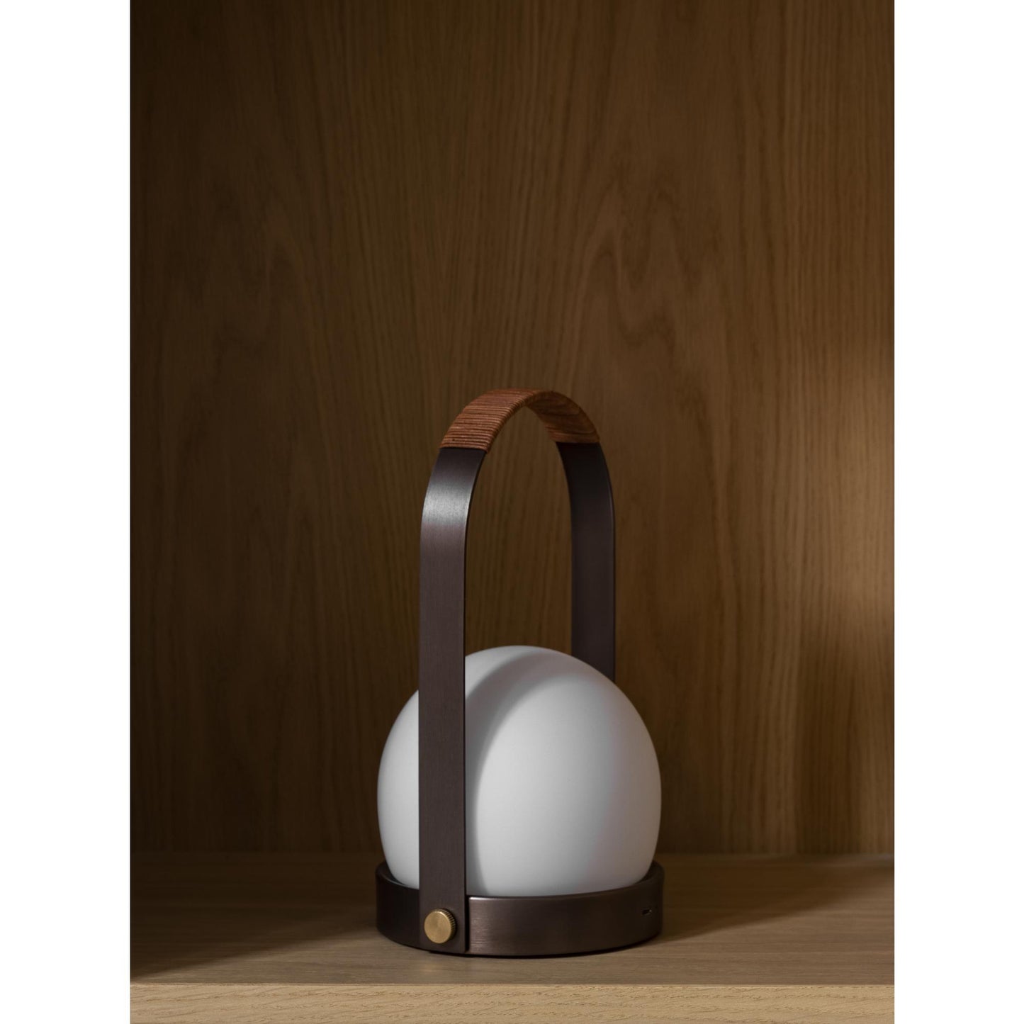 Audo Carrie Table Lamp Portable White