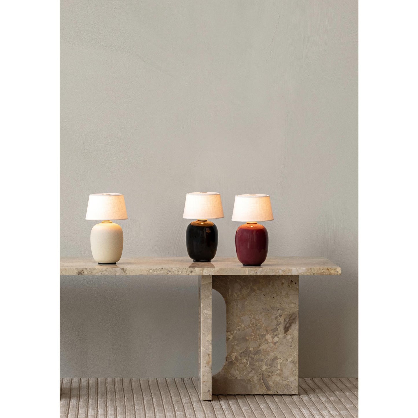 Audo Torso 57 Table Lamp Black/ White