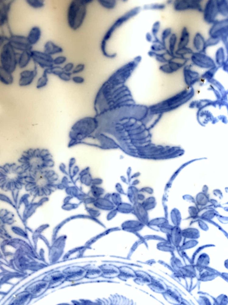 Mid 19th Century Chinese Plate Inspired by the Blue Family, 1850s