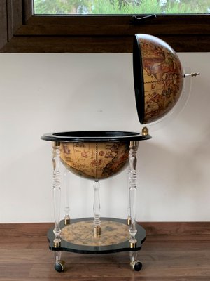 Mid-20th Century Acrylic Glass and Ebonized Globe Cocktail Cabinet-PSK-1002859