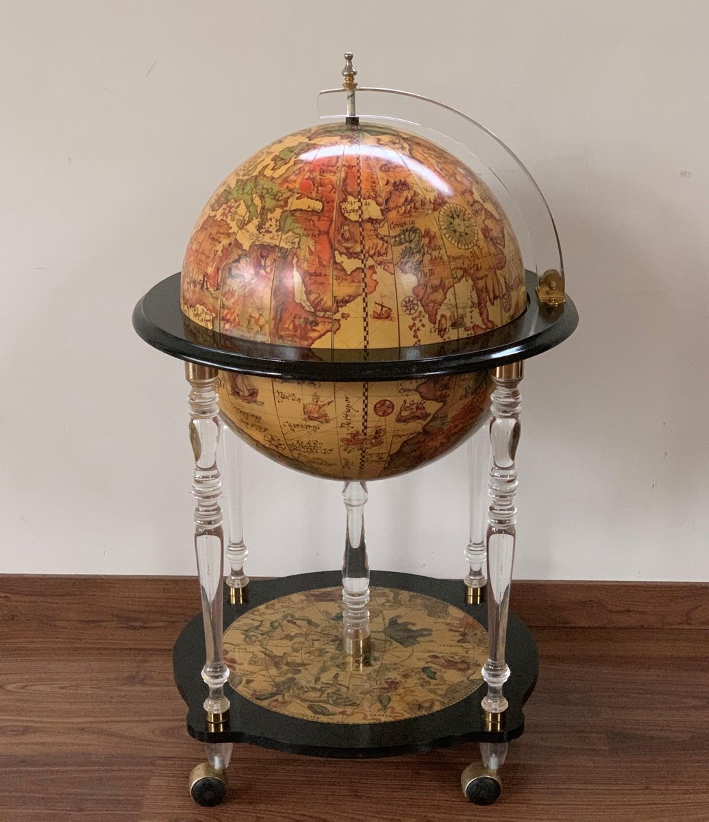 Mid-20th Century Acrylic Glass and Ebonized Globe Cocktail Cabinet