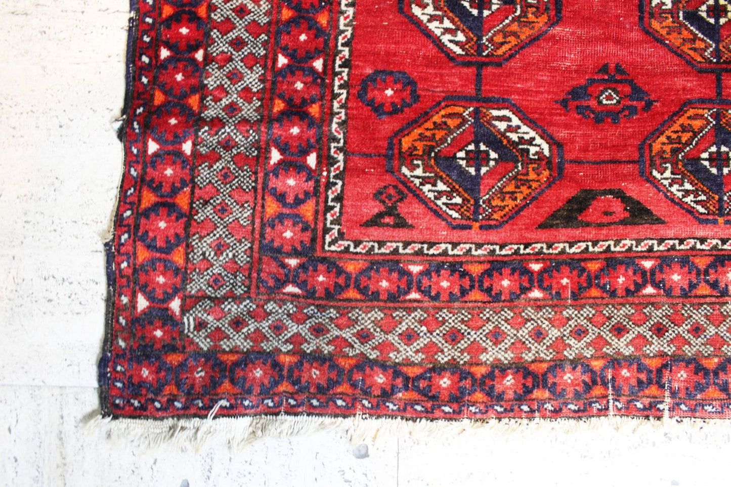 Mid-20th Century Tekké Rug, Turkmenistan