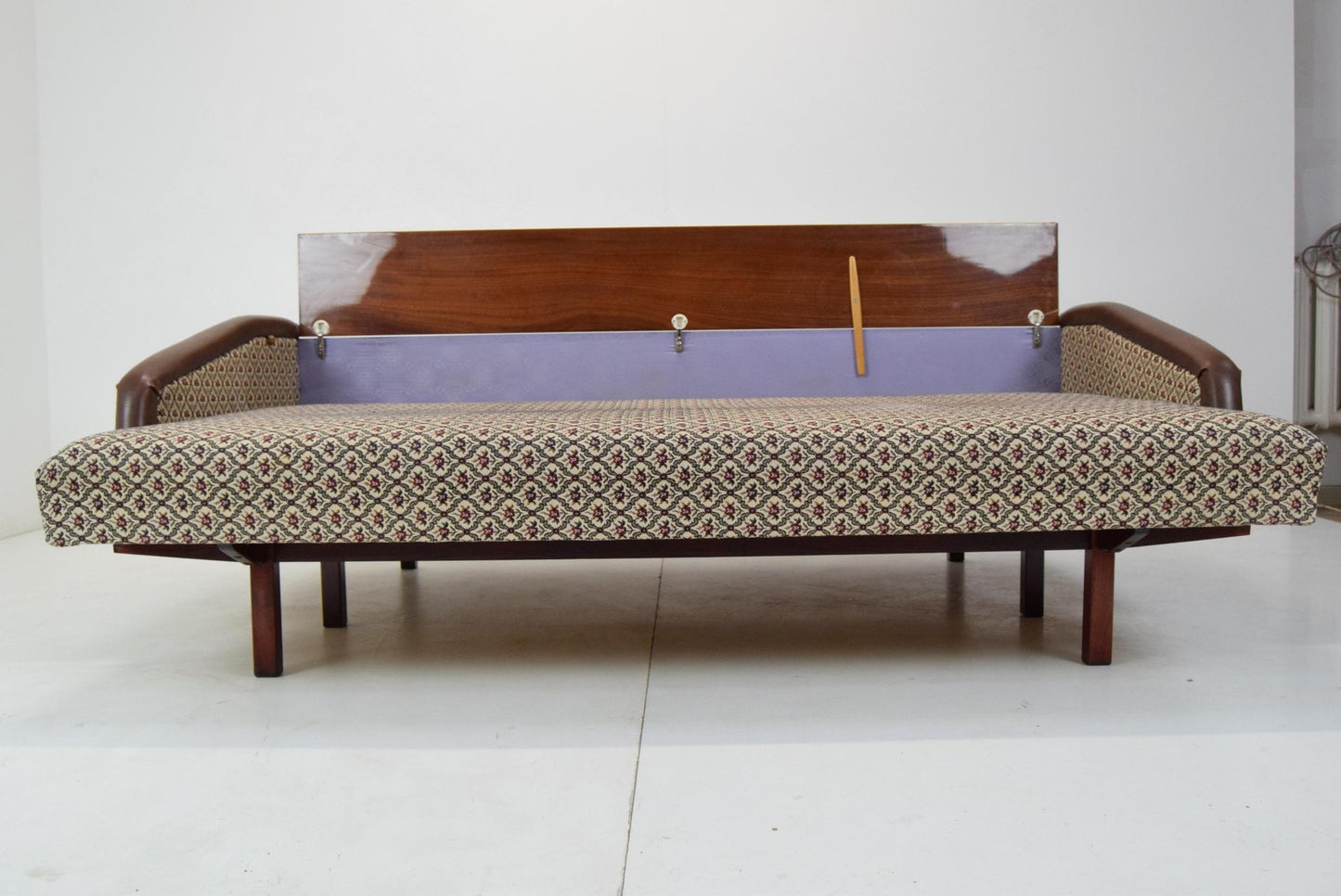 Mid-Century 3-Seat Sofa or Daybed from Jitona, 1970s