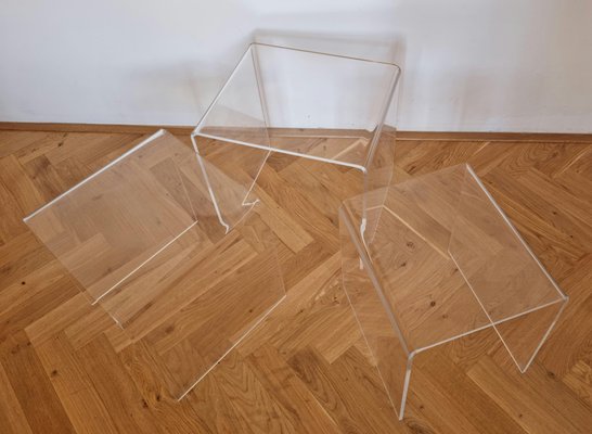 Mid-Century Acrylic Glass Nesting Tables, Italy, 1970s, Set of 3-TZ-1346175