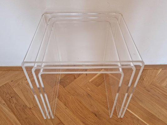 Mid-Century Acrylic Glass Nesting Tables, Italy, 1970s, Set of 3-TZ-1346175