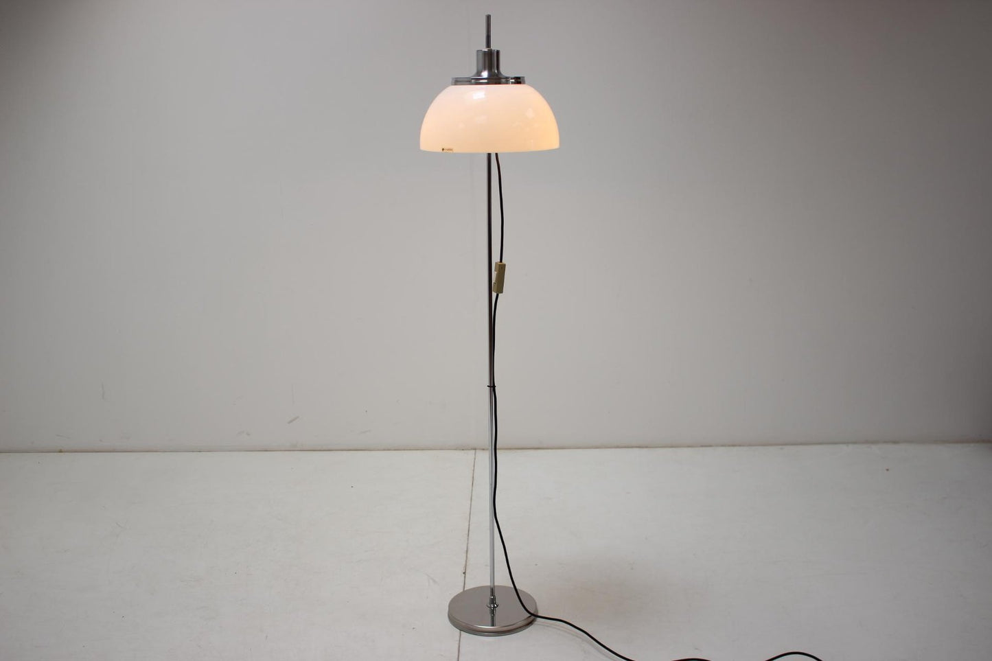 Mid-Century Adjustable Floor Lamp from Guzzini, 1970s