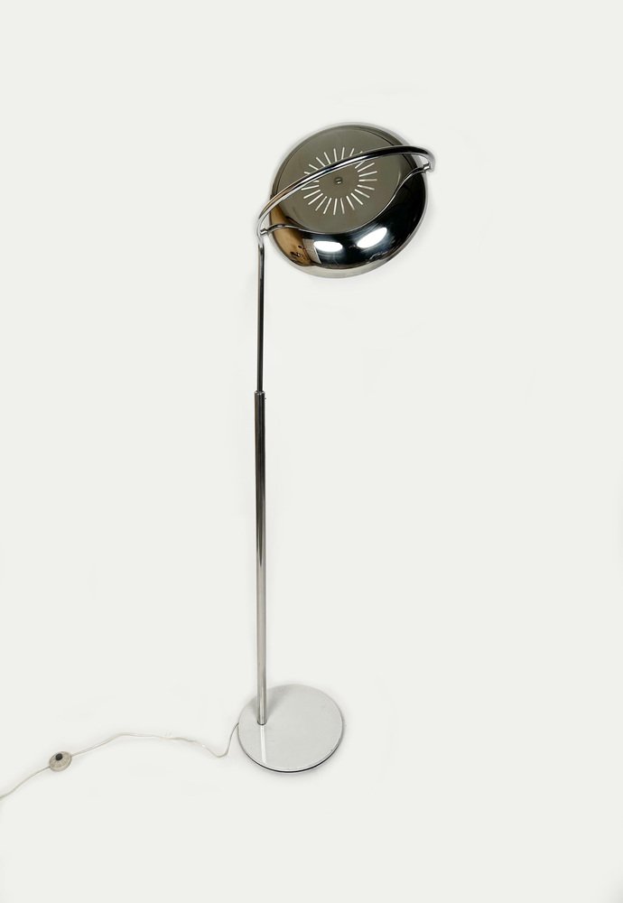 Mid-Century Adjustable Floor Lamp in Chrome & Acrylic Glass attributed to Reggiani, Italy, 1970s