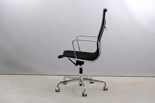 Mid-Century Aluminum Model EA-119 Swivel Chair by Charles & Ray Eames for Vitra-CIP-900210