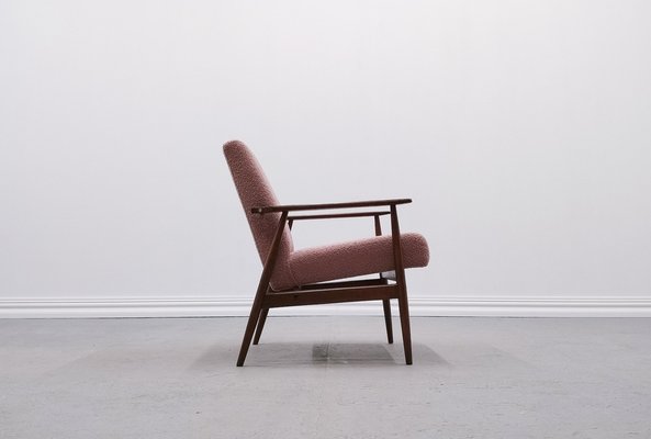 Mid-Century Armchair in Dusty Pink Bouclé by Henryk Lis, 1960s-MTQ-1799564