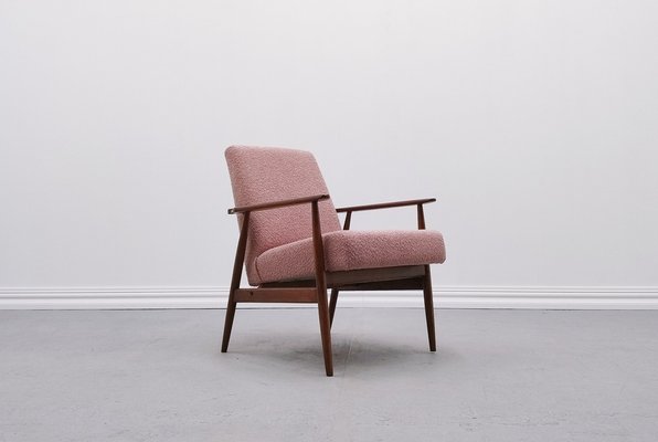 Mid-Century Armchair in Dusty Pink Bouclé by Henryk Lis, 1960s-MTQ-1799564