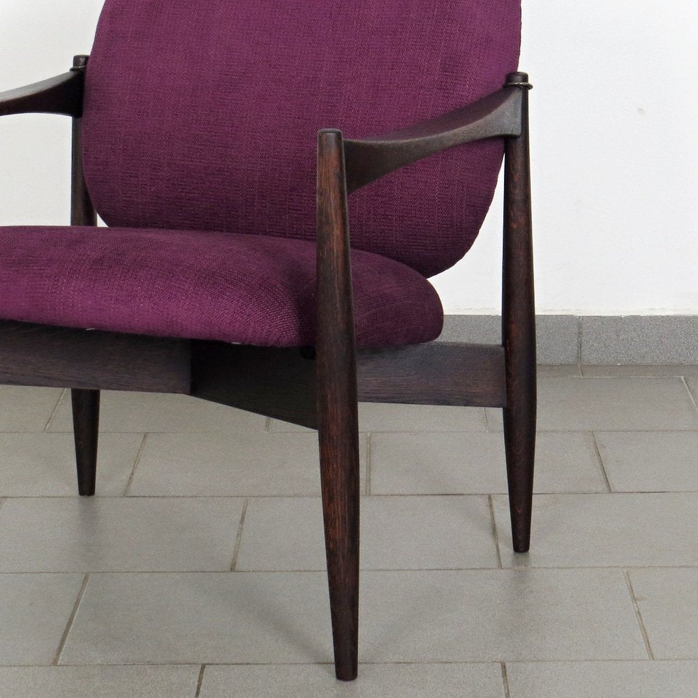 Mid-Century Armchair in Fabric and Oak