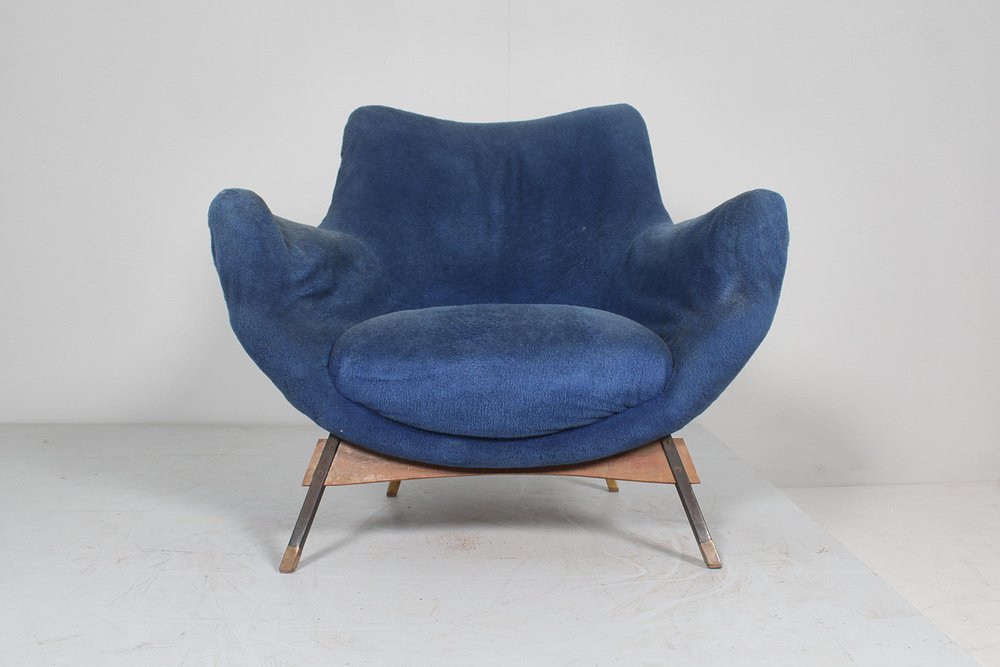 Mid-Century Armchair in Wood and Velvet attributed to G. Veronesi for ISA Bergamo, Italy, 1950s