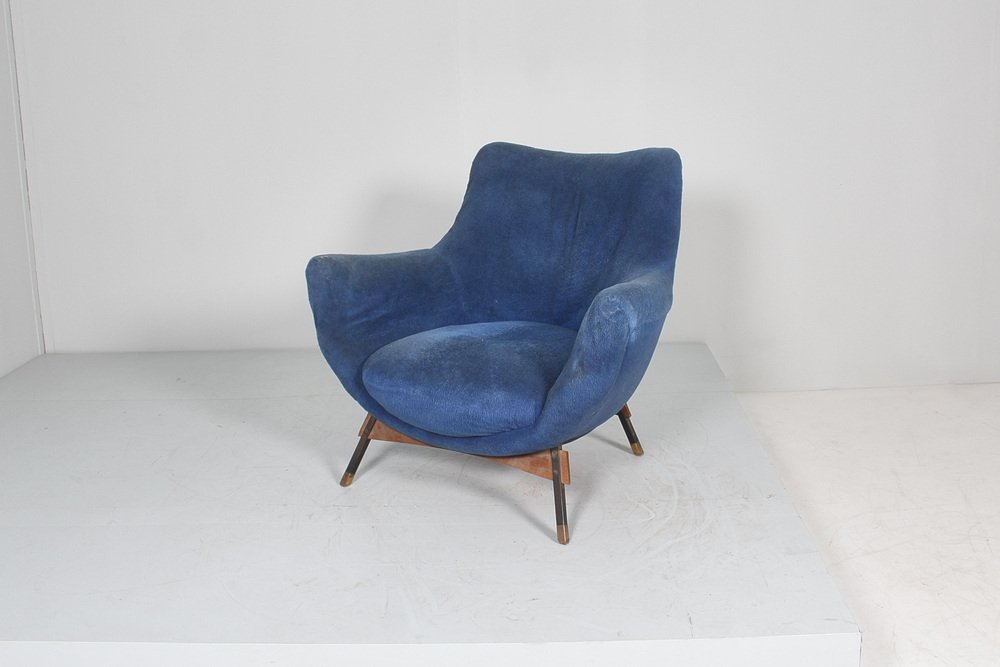 Mid-Century Armchair in Wood and Velvet attributed to G. Veronesi for ISA Bergamo, Italy, 1950s