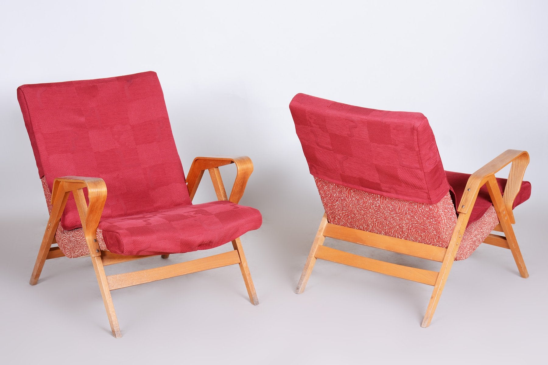 Mid-Century Armchairs attributed to Tatra Pravenec, 1950s, Set of 2