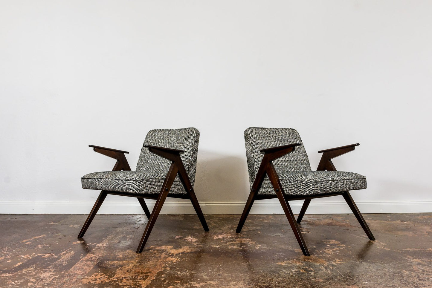 Mid-Century Armchairs Bunny Type 300-177, 1970s, Set of 2