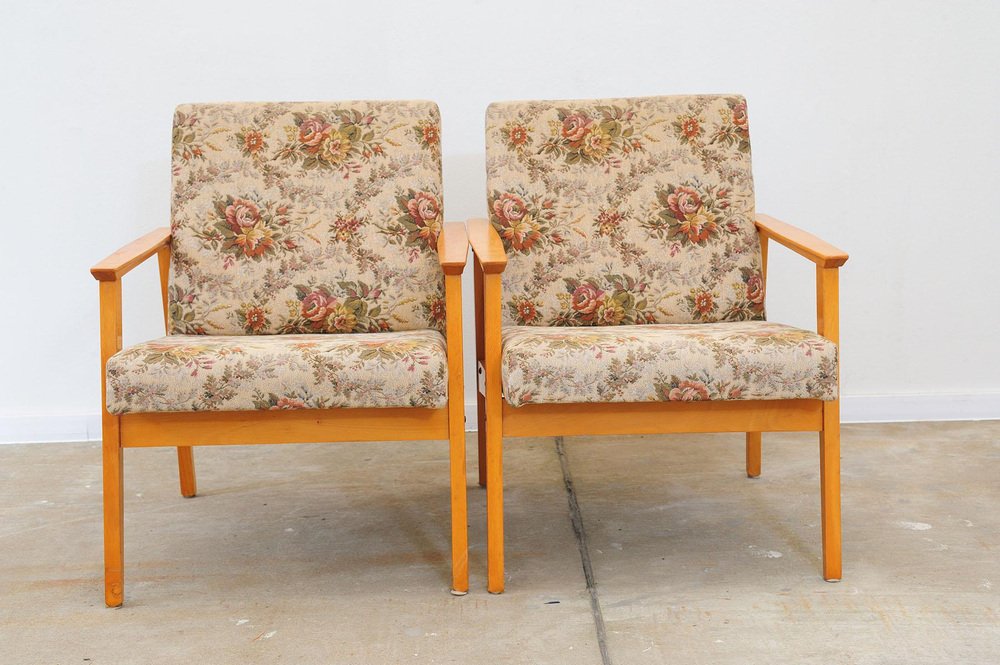 Mid-Century Armchairs by Jaroslav Šmídek for Ton, 1970s, Set of 2