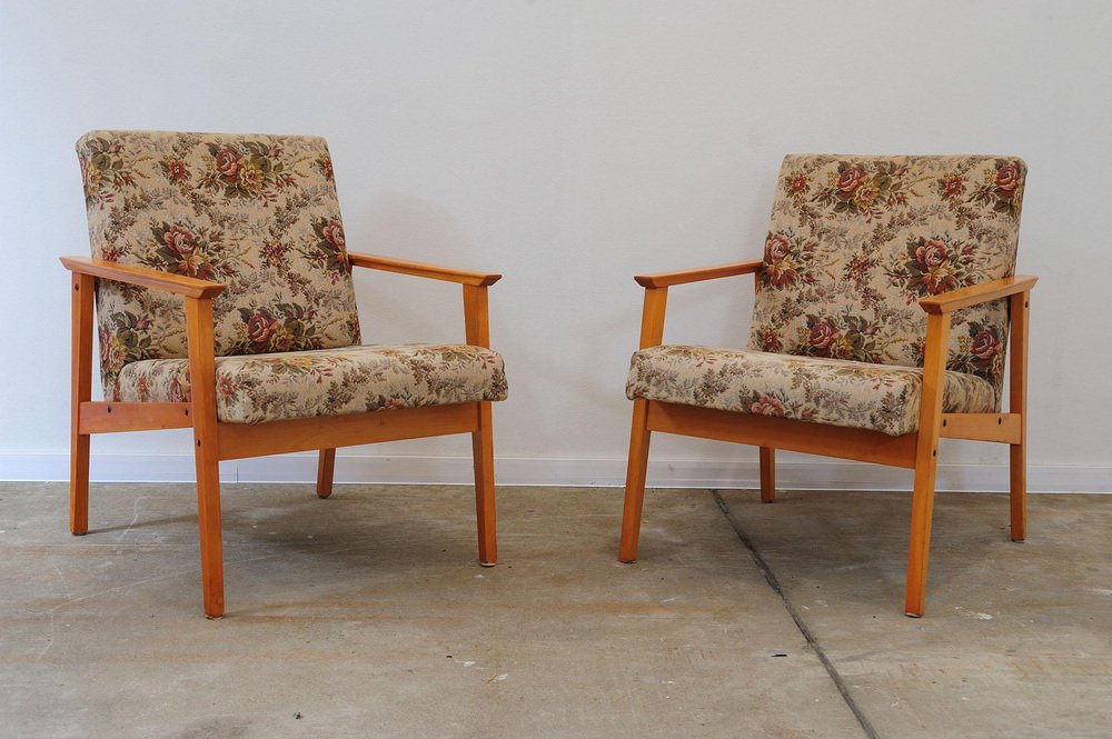 Mid-Century Armchairs by Jaroslav Šmídek for Ton, 1970s, Set of 2