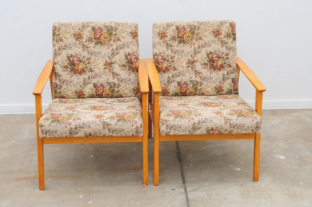 Mid-Century Armchairs by Jaroslav Šmídek for Ton, 1970s, Set of 2