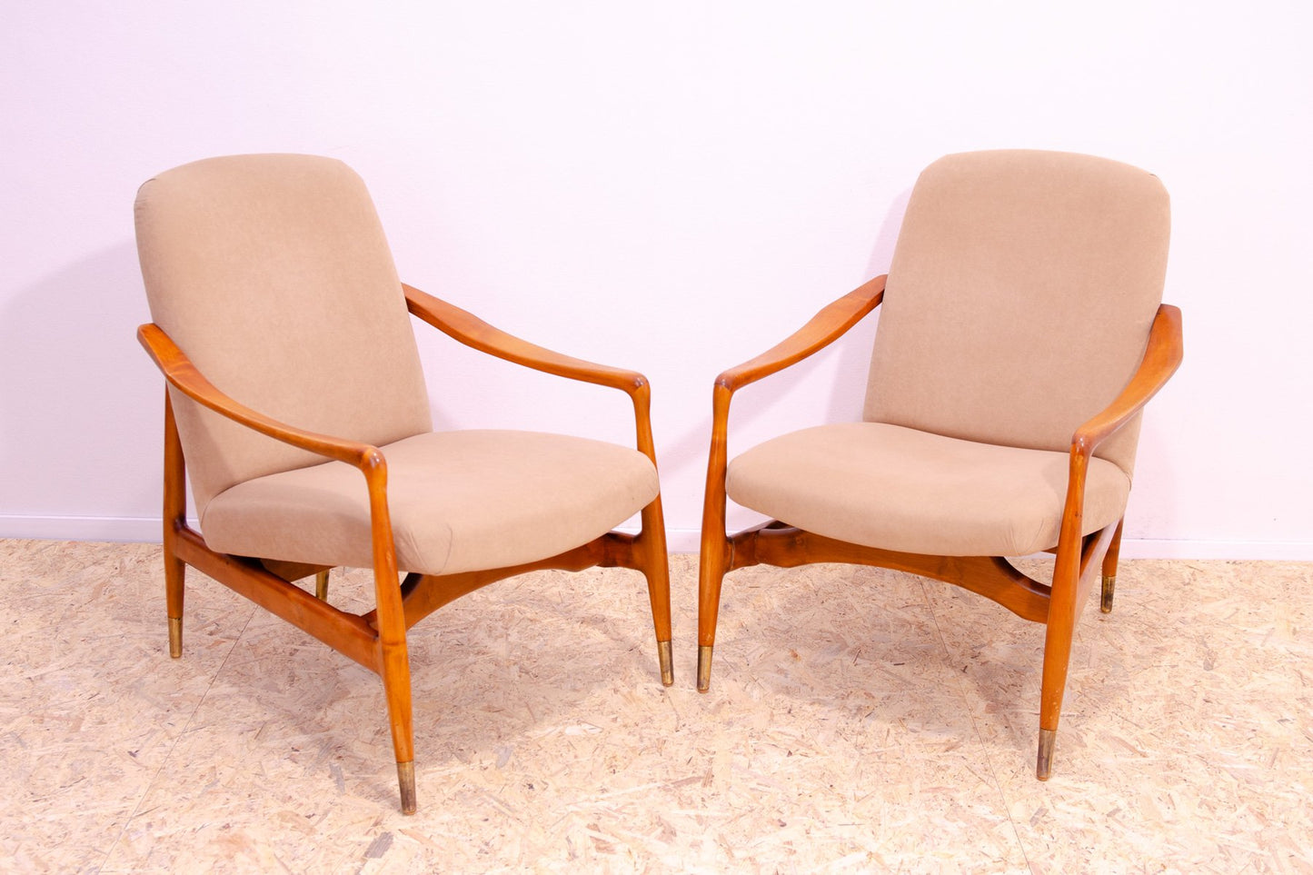 Mid-Century Armchairs by Karel Vyčíčít & Miloš Sedláček for Dřevotvar, 1960s, Set of 2