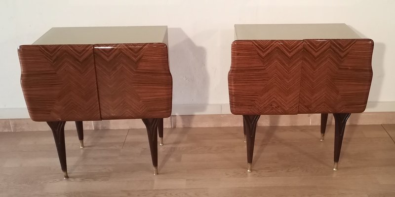 Mid-Century Art Deco Italian Nightstands in Walnut with Glass Tops, 1950s, Set of 2-BZF-1716425