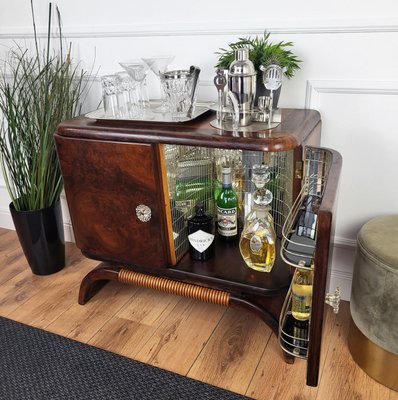 Mid-Century Art Deco Italian Walnut Burl and Mirror Mosaic Dry Bar Cabinet by Paolo Buffa, 1940s-EUP-2023170