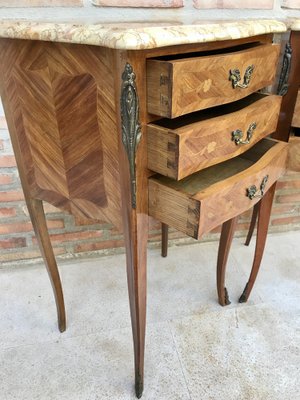 Mid-Century Bedside Tables in French Walnut With Marquetry & Marble Top, Set of 2-NOU-1344954