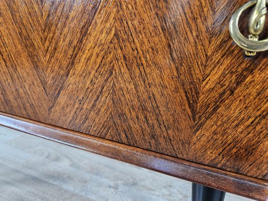 Mid-Century Bedside Tables in Mahogany Root with Lacquered Feet, 1960, Set of 2-ZUW-2035762