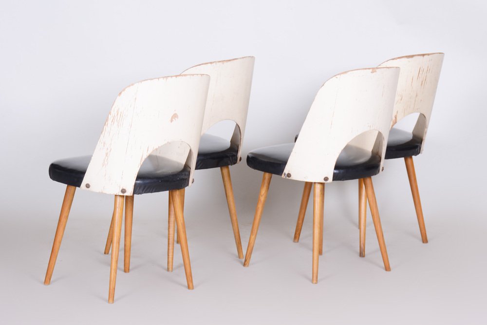 Mid-Century Black and White Chairs in Leather and Beech by Oswald Haerdtl, 1950s, Set of 4