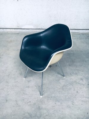 Mid-Century Black Leather Dax Armchair by Charles & Ray Eames for Herman Miller, 1960s-RQV-1290899